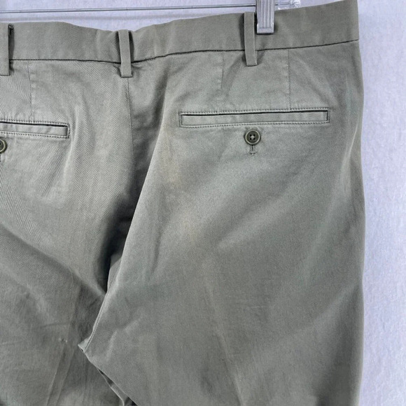 Uniqlo Pants Mens 36x34 Sage Green Slacks Mid Rise Straight Leg Casual Golf - Picture 8 of 10